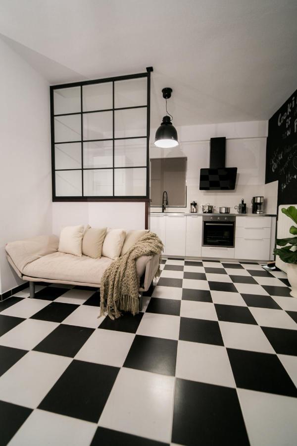 Fena Uptown Easy Living Apartment Volos Ngoại thất bức ảnh